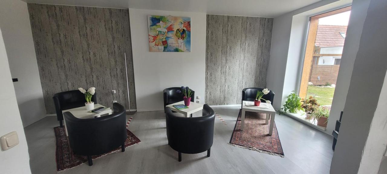 אלט שוורין Hotelpension Pfarrhaus מראה חיצוני תמונה