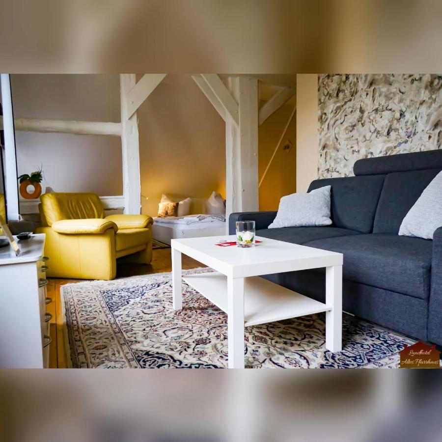 אלט שוורין Hotelpension Pfarrhaus מראה חיצוני תמונה